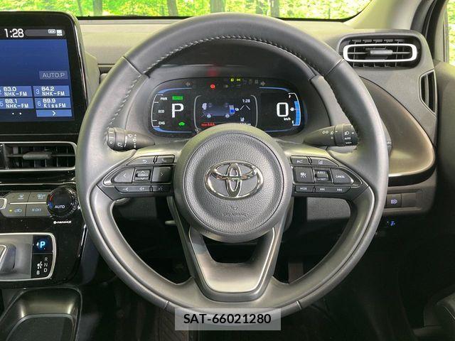 Toyota AQUA 2023-01 7271501-10