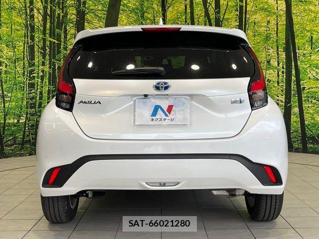 Toyota AQUA 2023-01 7271501-14