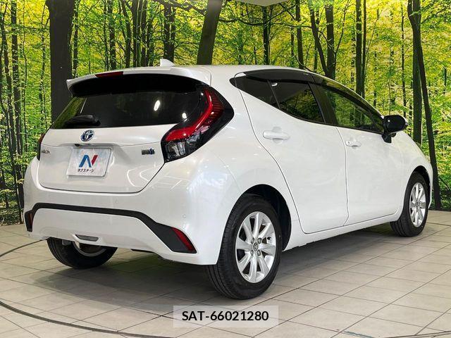 Toyota AQUA 2023-01 7271501-16
