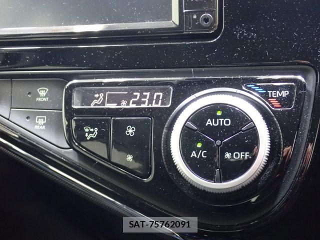 Toyota AQUA 2021-06 7271499-12