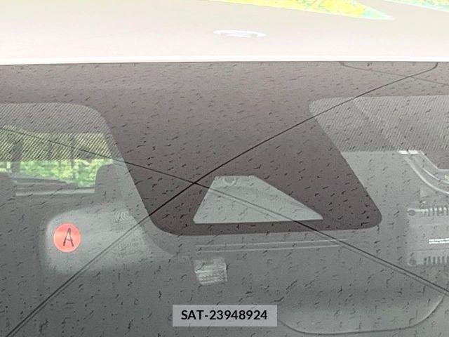 Toyota AQUA 2021-10 7271502-4