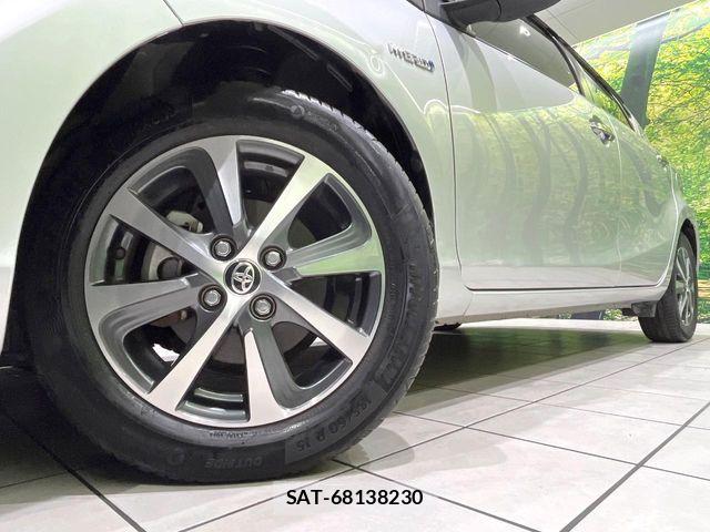 Toyota AQUA 2017-12 7271512-12