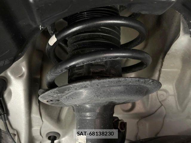 Toyota AQUA 2017-12 7271512-19