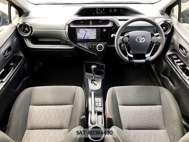 Toyota AQUA 2020-05 7271505-1