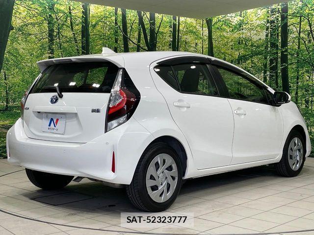 Toyota AQUA 2021-08 7271508-16