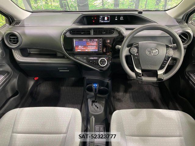 Toyota AQUA 2021-08 7271508-1