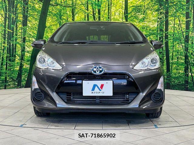 Toyota AQUA 2015-10 7271521-13