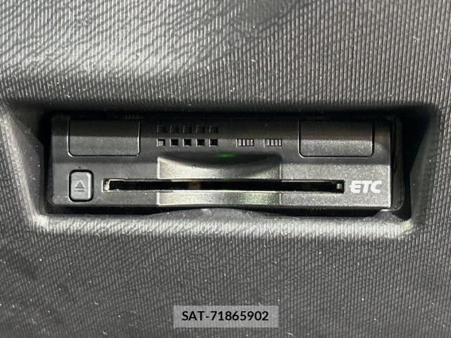 Toyota AQUA 2015-10 7271521-5