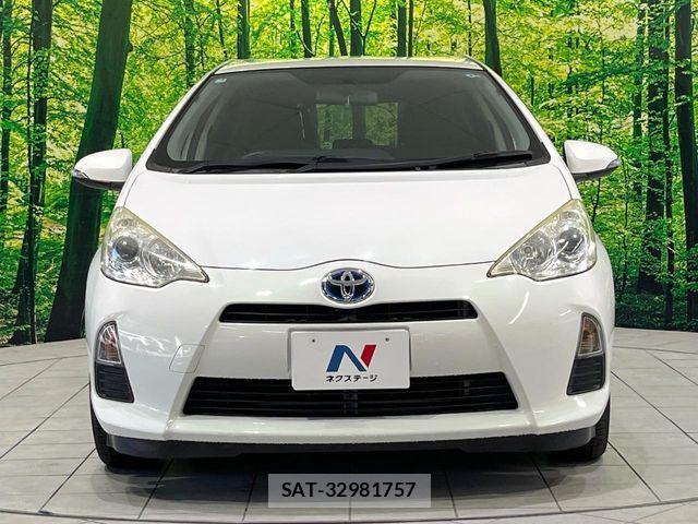 Toyota AQUA 2013-03 7271519-13