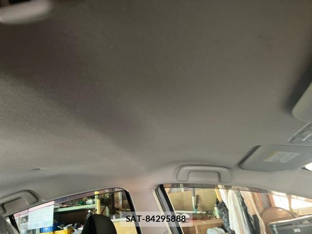 Toyota AQUA 2012-05 7271525-19