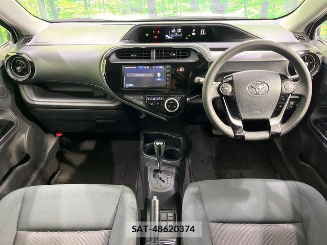 Toyota AQUA 2019-02 7271510-1