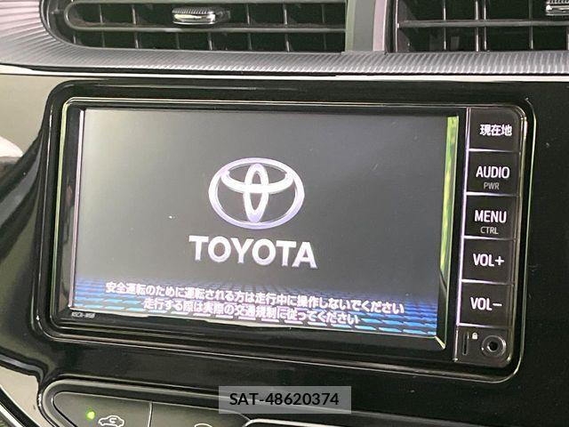 Toyota AQUA 2019-02 7271510-2