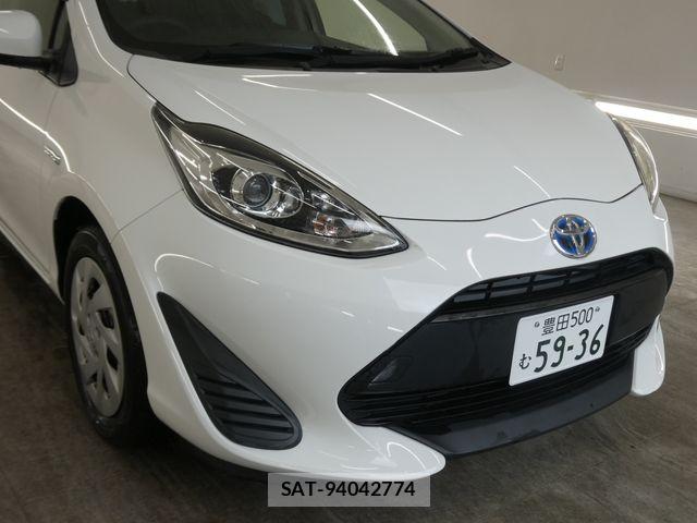 Toyota AQUA 2019-03 7325636-9