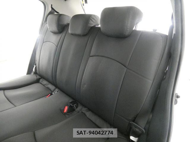 Toyota AQUA 2019-03 7325636-19