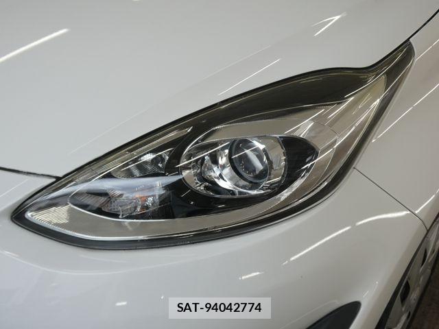 Toyota AQUA 2019-03 7325636-7