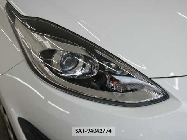 Toyota AQUA 2019-03 7325636-8