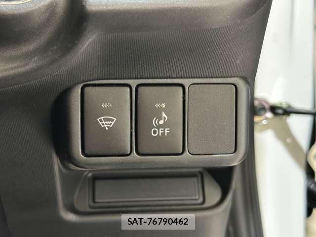 Toyota AQUA 2015-01 7325643-14