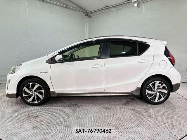 Toyota AQUA 2015-01 7325643-7