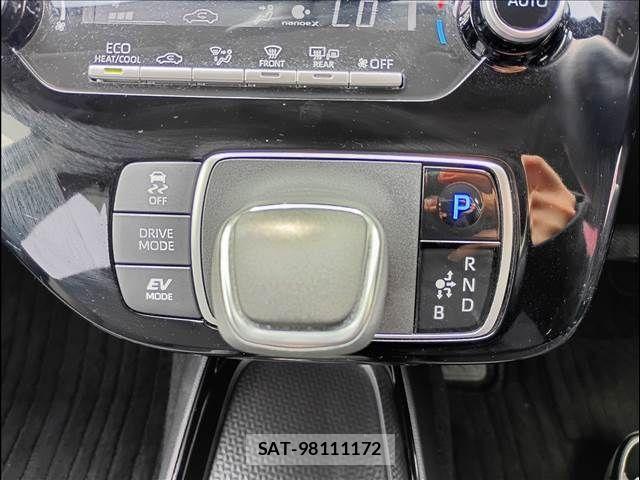 Toyota AQUA 2021-10 7325621-9