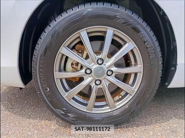 Toyota AQUA 2021-10 7325621-22