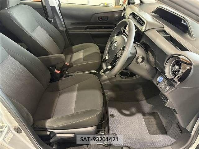 Toyota AQUA 2020-05 7325637-15