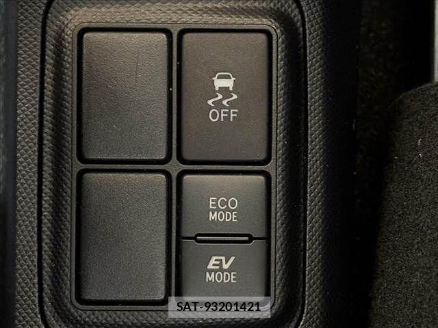 Toyota AQUA 2020-05 7325637-27