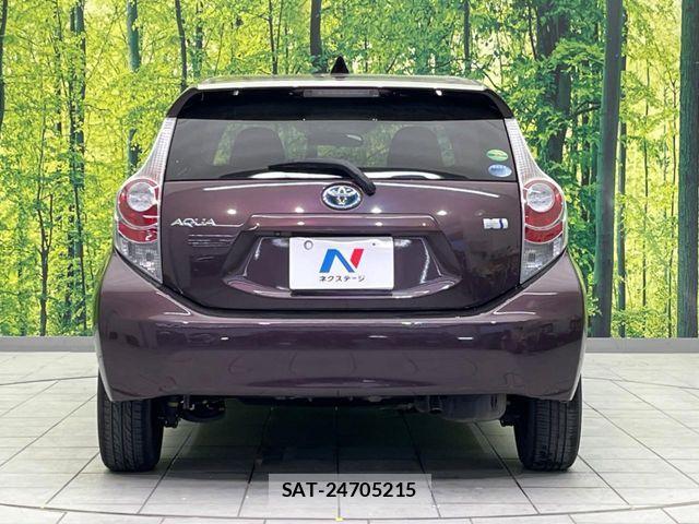 Toyota AQUA 2014-06 7325649-14