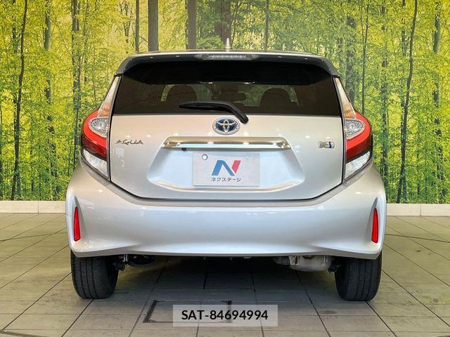 Toyota AQUA 2018-02 7325629-14