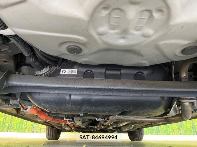 Toyota AQUA 2018-02 7325629-17