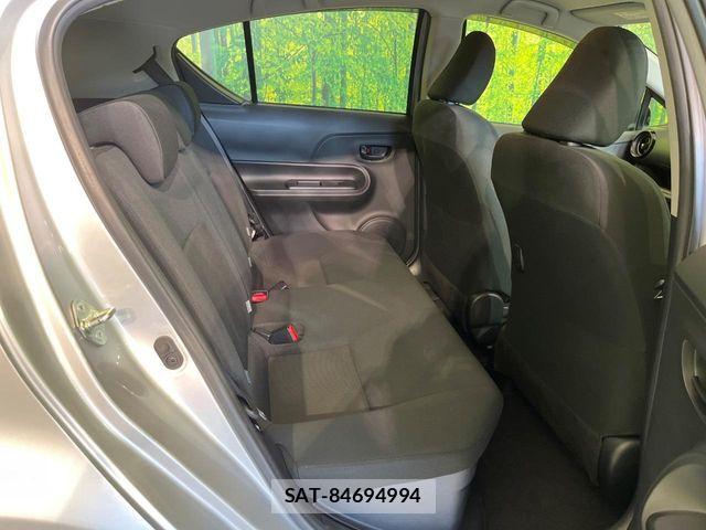 Toyota AQUA 2018-02 7325629-8