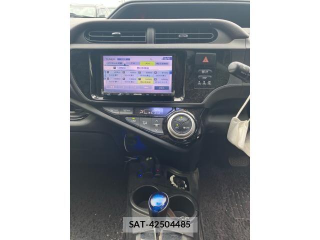 Toyota AQUA 2015-06 7325673-18