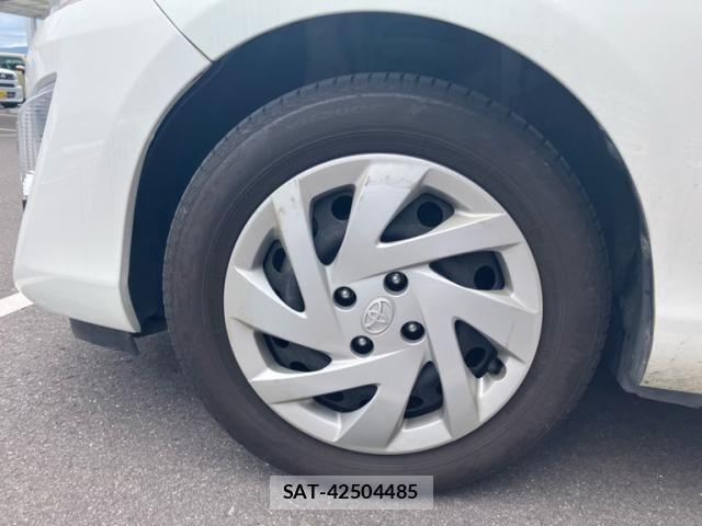 Toyota AQUA 2015-06 7325673-8