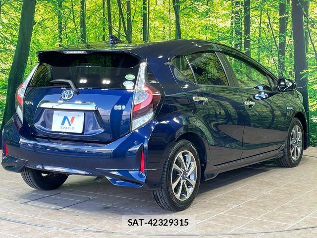 Toyota AQUA 2019-11 7325615-17