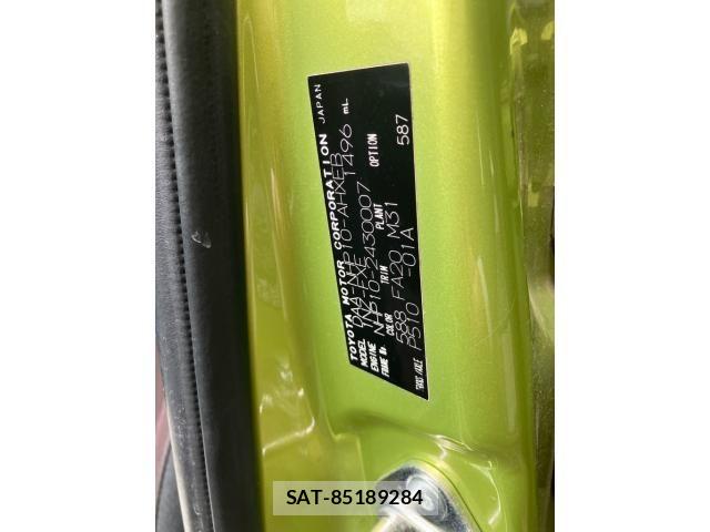 Toyota AQUA 2015-02 7325665-9