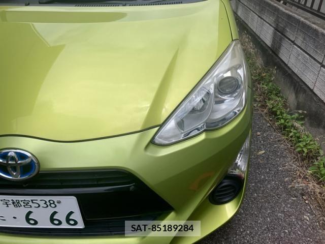 Toyota AQUA 2015-02 7325665-1