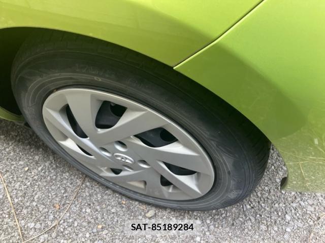 Toyota AQUA 2015-02 7325665-6