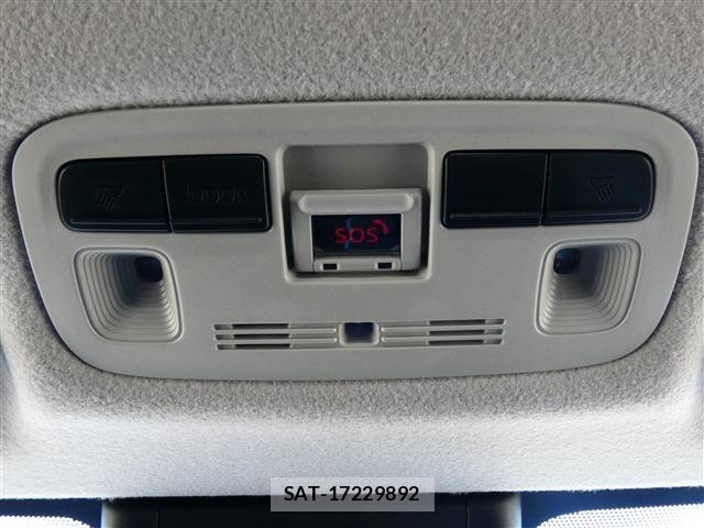 Toyota AQUA 2024-10 7325610-9