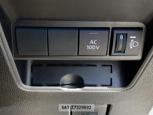 Toyota AQUA 2024-10 7325610-15