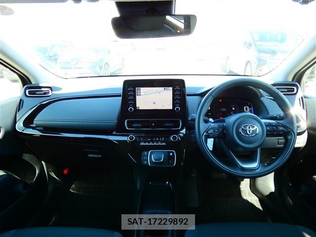 Toyota AQUA 2024-10 7325610-1