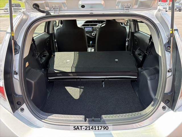 Toyota AQUA 2019-05 7325640-20