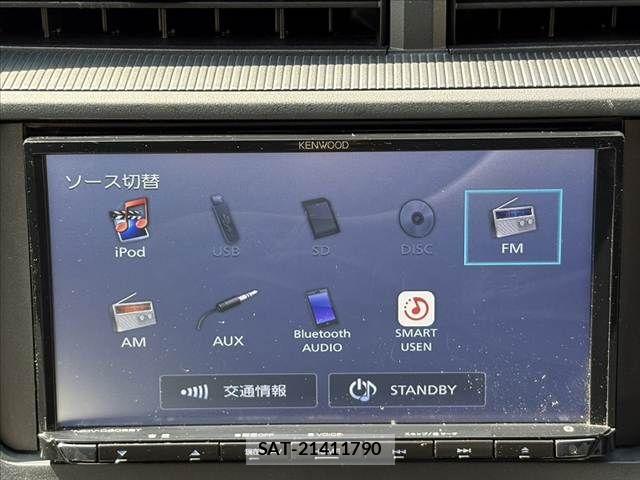 Toyota AQUA 2019-05 7325640-3