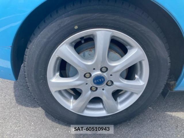Toyota AQUA 2014-11 7325680-10