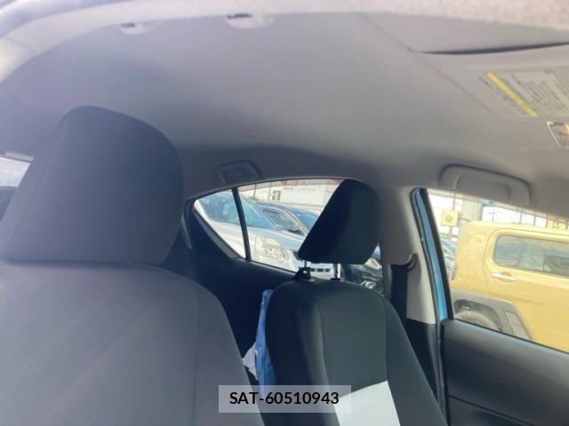 Toyota AQUA 2014-11 7325680-15