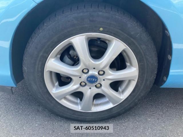 Toyota AQUA 2014-11 7325680-8