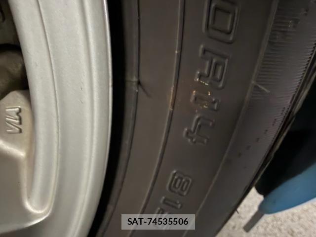 Toyota AQUA 2013-11 7325672-9