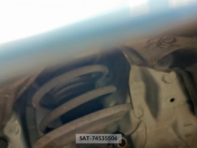 Toyota AQUA 2013-11 7325672-10
