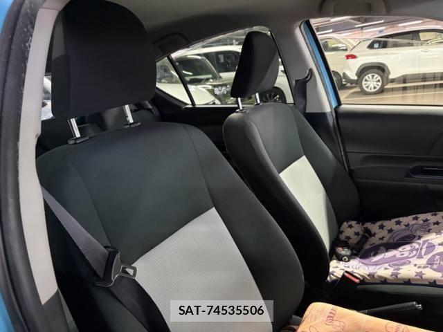 Toyota AQUA 2013-11 7325672-15