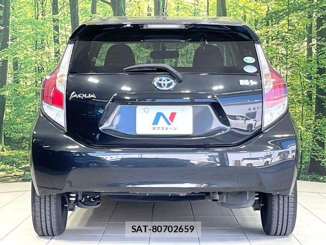 Toyota AQUA 2016-03 7325653-14