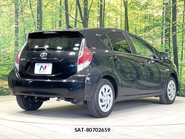 Toyota AQUA 2016-03 7325653-16