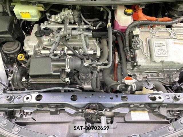 Toyota AQUA 2016-03 7325653-17